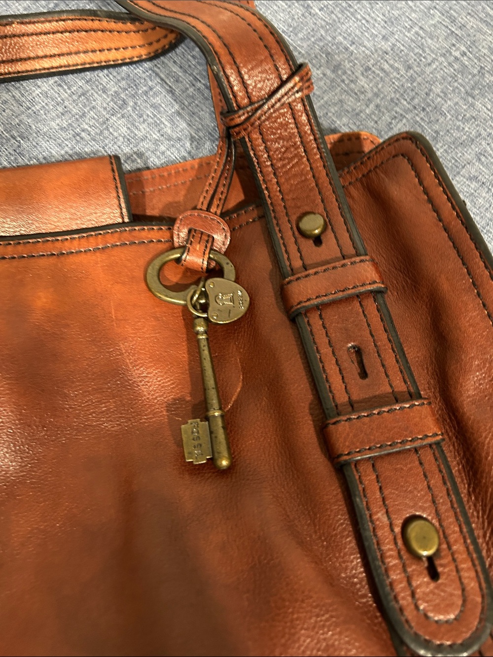 Fossil Long Live Vintage Leather Tote Bag in Cognac Brown - Picture 7 of 7